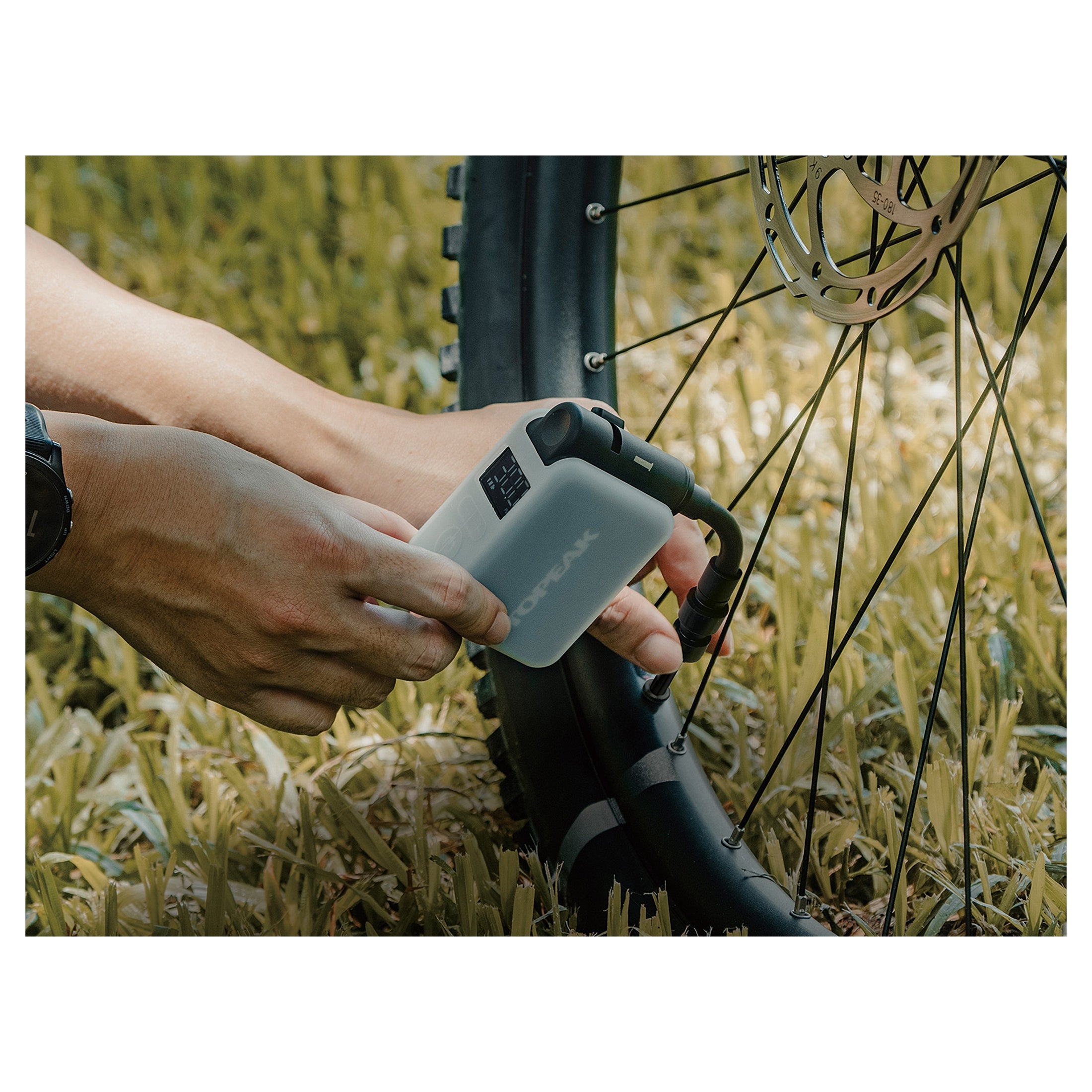 PUMP TOPEAK ELECTRIC E-BOOSTER DIGITAL RECHARGABLE PV/SV